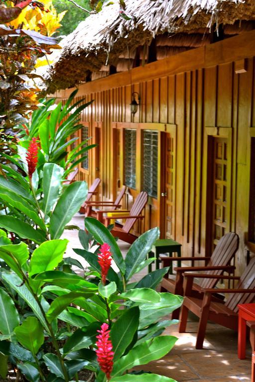 Jungle Lodge Tikal Hostal 외부 사진