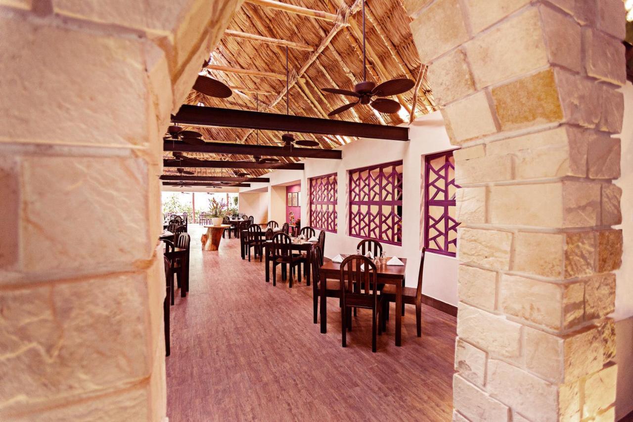Jungle Lodge Tikal Hostal 외부 사진